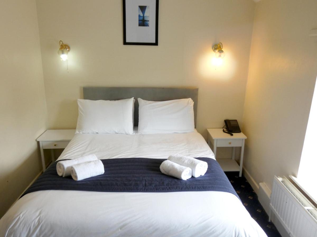 The Riverside Hotel Monmouth Eksteriør billede