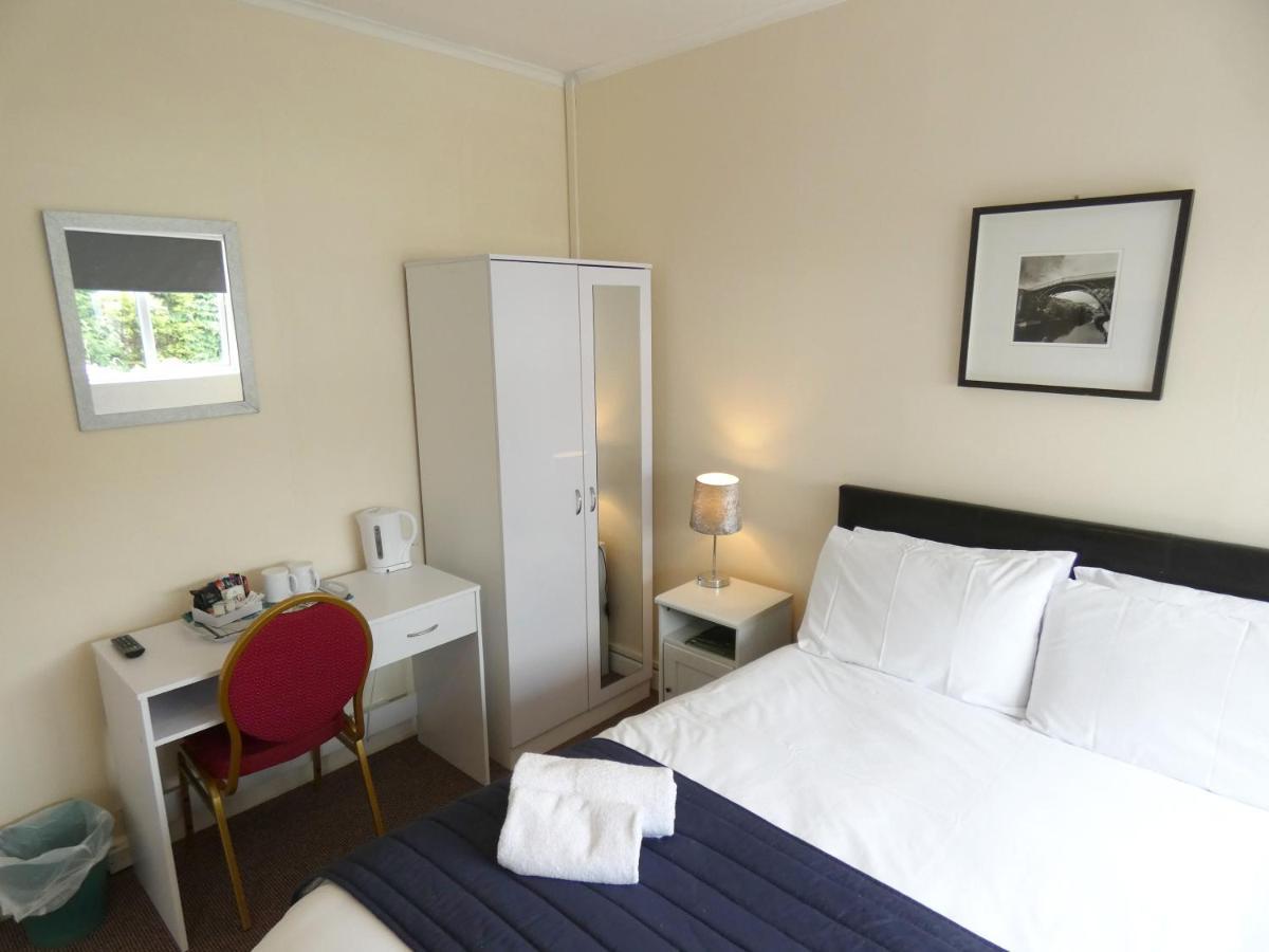 The Riverside Hotel Monmouth Eksteriør billede
